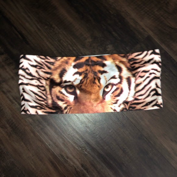 PINK Victoria's Secret Other - Pink Victoria's Secret Tiger Face Bandeau